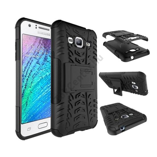 Samsung Galaxy J3 (2016) (SM-J320) Defender műanyag telefonvédő (közepesen ütésálló, gumi / szilikon belső, kitámasztó, autógumi minta) FEKETE