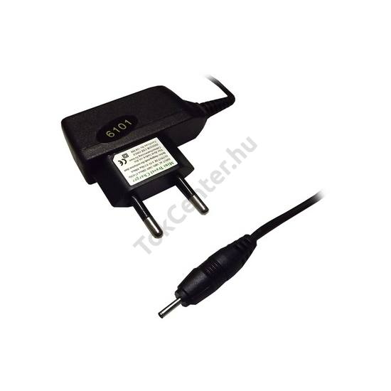 Hálózati töltő (2mm töltőcsatlakzó, 5,7V / 800mA) FEKETE