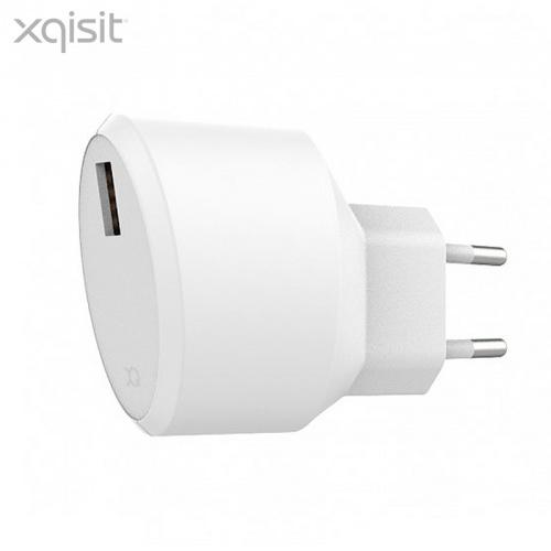 XQISIT hálózati töltő USB aljzat (5V / 2400mA, kábel nélkül) FEHÉR	