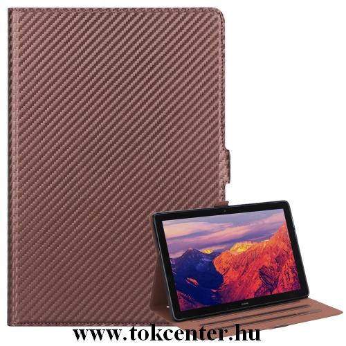 HUAWEI Mediapad T5 10 LTE /HUAWEI Mediapad T5 10 WIFI Tok álló, bőr (FLIP, oldalra nyíló, asztali tartó funkció, karbon minta) BARNA	