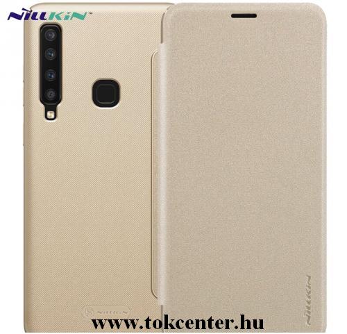 SAMSUNG Galaxy A9 (2018) SM-A920 NILLKIN SPARKLE műanyag telefonvédő (mikroszálas bőr flip, oldalra nyíló) ARANY	
