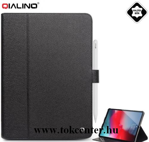  APPLE IPAD Pro 11 (2018) QIALINO tok álló, valódi bőr (aktív flip, oldalra nyíló, asztali tartó funkció, Apple Pencil tartó) FEKETE	