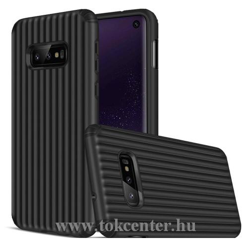 SAMSUNG Galaxy S10e (SM-G970) Műanyag telefonvédő (gumi / szilikon belső, közepesen ütésálló, csíkos, domborminta) FEKETE	